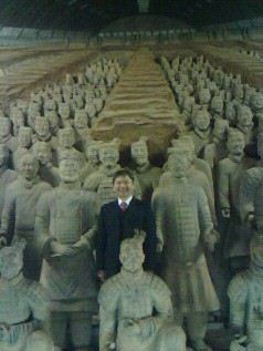 张国祥老师应邀为兰州军区临潼疗养院干部讲授