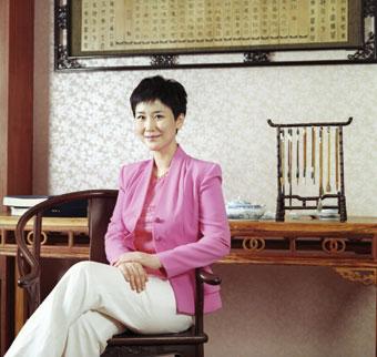 <em>李小琳</em>:中国<em>电力一姐</em>