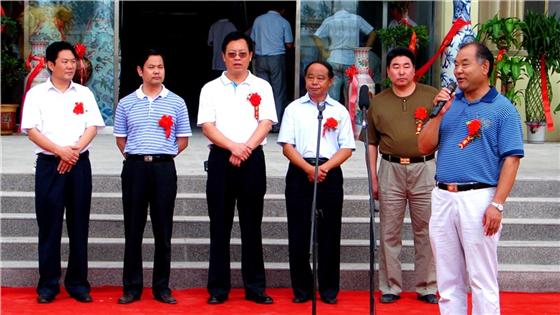 建安的更上新楼与我们的祝贺—枣庄市龙宇建安矿业公司董事长池文华