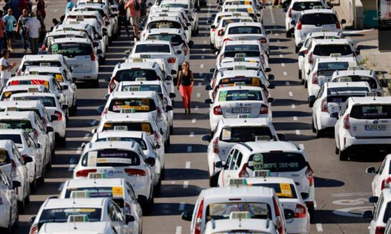 从西班牙、英国出租车与Uber之争,看共享打车