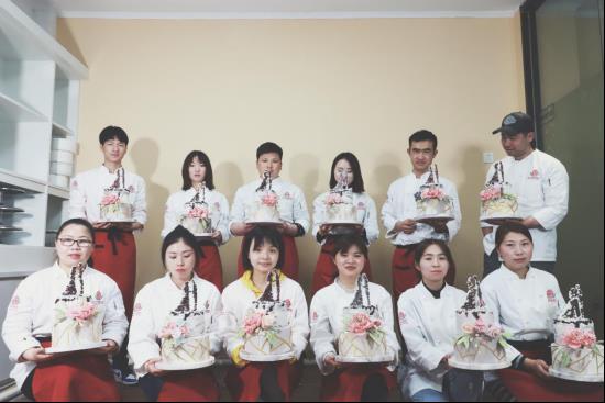 杜仁杰实战烘焙-宝妈们应该做微商还是学习烘焙呢？